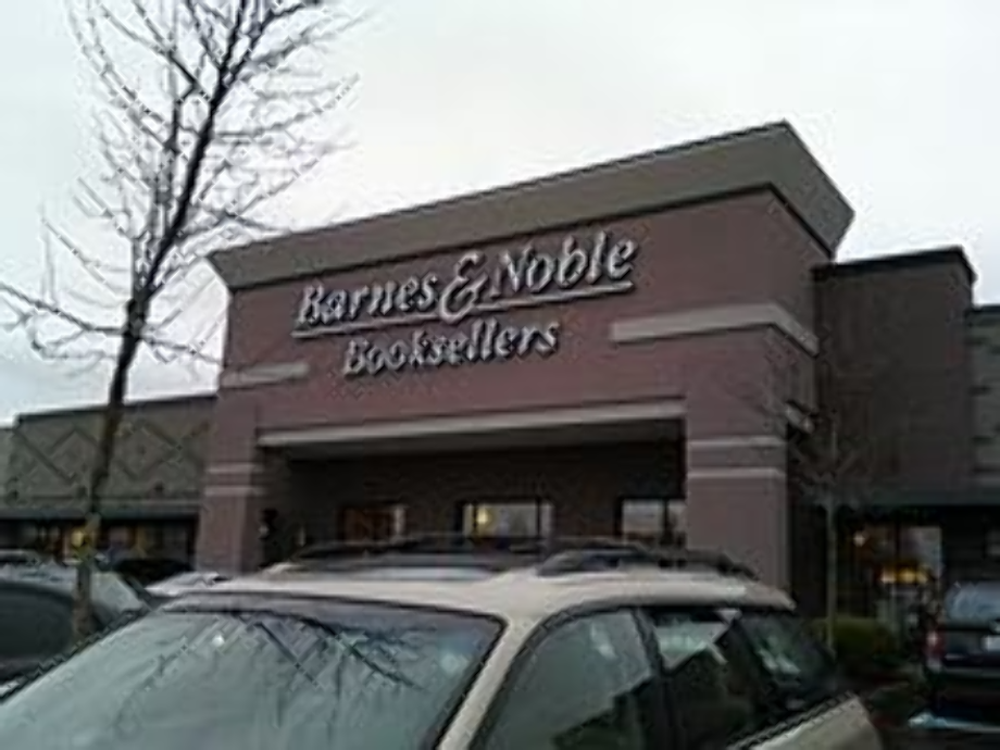 barnes and noble logo first
