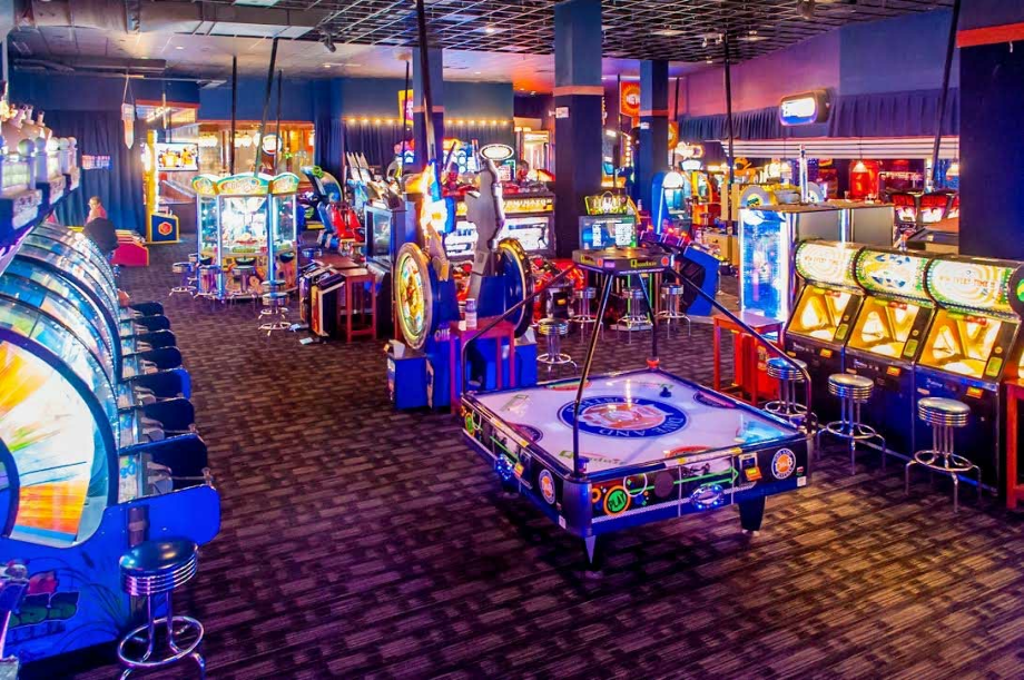 Download High Quality Dave And Busters Logo Nyc Transparent PNG Images 