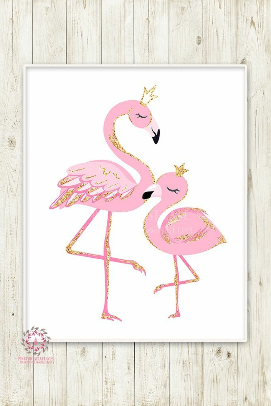Фламинго с короной