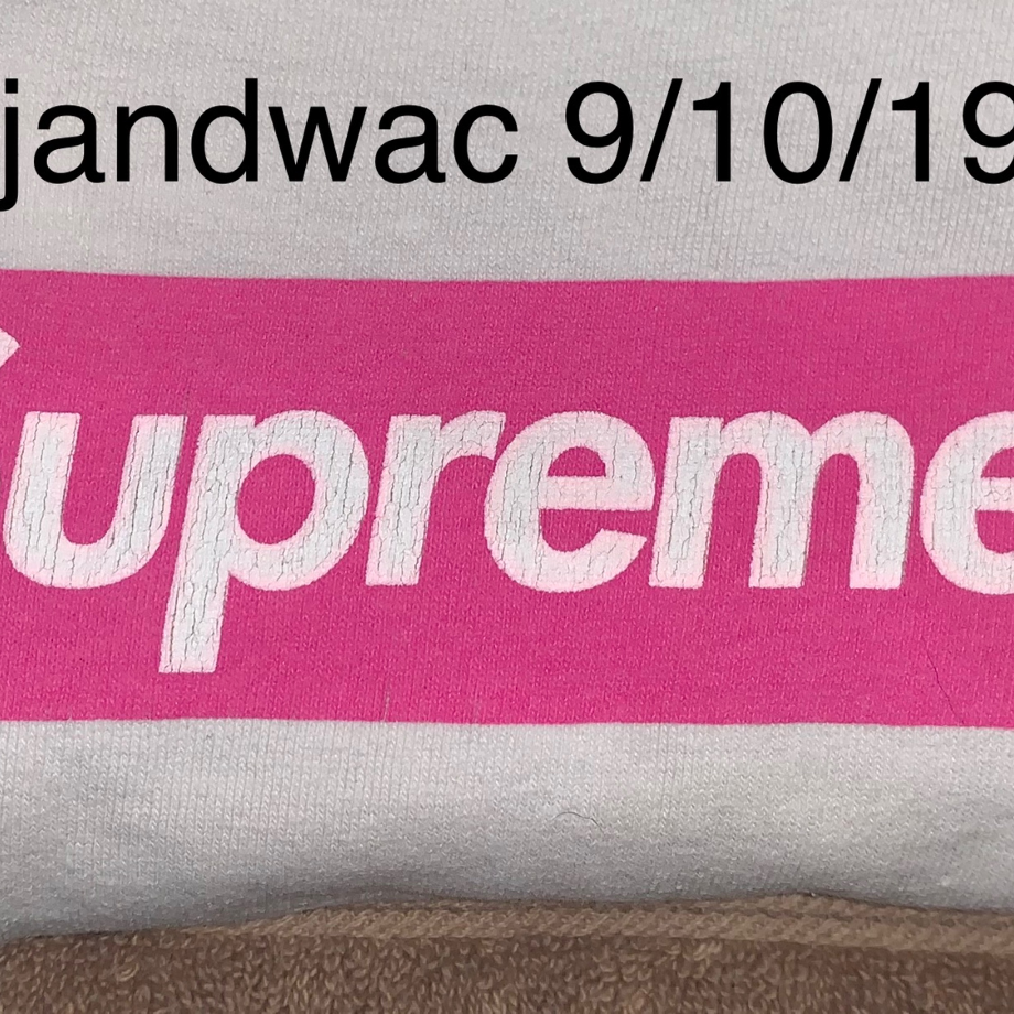 supreme logo pink
