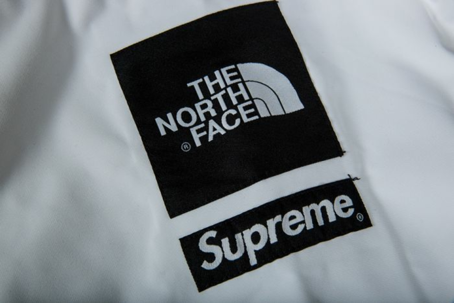Download High Quality the north face logo supreme Transparent PNG