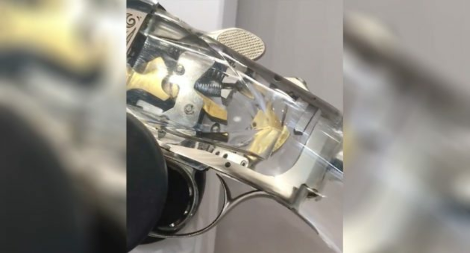Transparent gun rifle. Have you ever seen