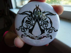 Assassin\'s Creed Logo Button | Pretty Buttoner Co.
