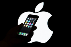 Apple Launches Credit Card for Mobile Users | Billboard