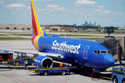 Southwest passengers furious after hundreds of cancellations ...