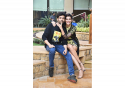 Kartik Aaryan and Kriti Sanon turn goofy during Luka Chuppi ...