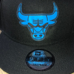 Chicago Bulls Black Royal Blue Logo Rubberized NWT