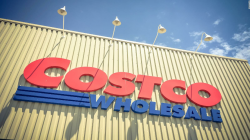 Costco is succeeding despite retail woes
