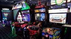 West Des Moines: Dave and Buster\'s makes plans for Younkers ...