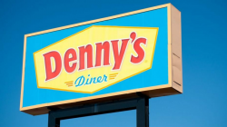 Talking\' baby and dad star in Denny\'s commercial after viral ...