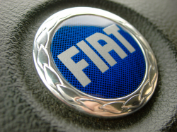 Fiat Logo 1 | Waiting for my girlfriend in her car.. had my ...