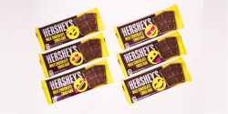 Hershey\'s chocolate bars will soon be stamped with emojis ...