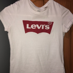 Levi’s Red and White Logo Top