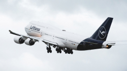 Lufthansa updates world\'s oldest airline logo as part of ...