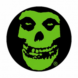 Amazon.com: The Misfits - Green Skull - Pinback Button 1 ...