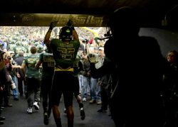 As Oregon Ducks \'Win the Day\' over and over, motto gathers ...