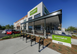 Publix bringing trendy organic specialty grocery store ...