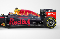 Aston Martin makes return to Formula 1 with Red Bull tie-up ...