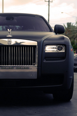 Rolls Royce wallpaper for iPhone???