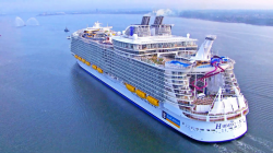Harmony of the Seas inside - Royal Caribbean. Cruceros / Cruises, Cruise  ship, tour travel