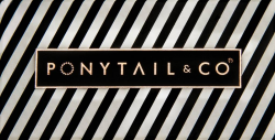 Gift packaging stripe black and white - Ponytail & Co