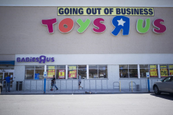 Toys R Us declared bankruptcy — but might not be dead - Vox