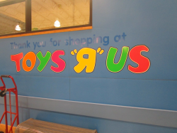 Oldschool Toys R Us Logo.. | Toys R Us Erie, PA | Justin ...