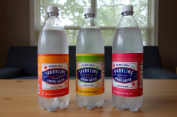 Trader Joe\'s Sparkling Spring Water (Cranberry Clementine ...