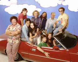 That \'70s Show Stars Reflect on 20-Year Anniversary | E! News