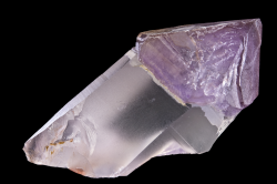 Crystal - Wikipedia