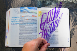 How to Use Transparent Sheets in Your Journaling Bible