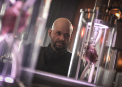 Supergirl season 4 episode 15 review: Jon Cryer\'s Lex Luthor ...