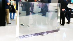 video | Panasonic showed off a transparent OLED TV
