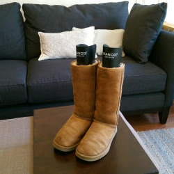 Boots - UGG Classic II Tall in tan suede