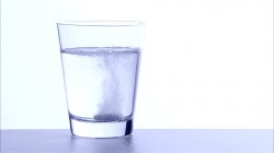 152-354-841 – Water Glass / Effervescent Tablet / Headache