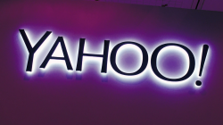 Yahoo testing new search bar with logo on the right, not the ...